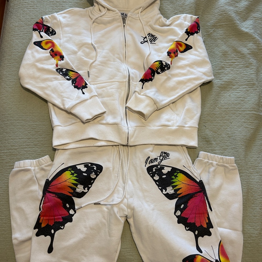 I.AM.GIA butterfly White Hoodie and Joggers Set